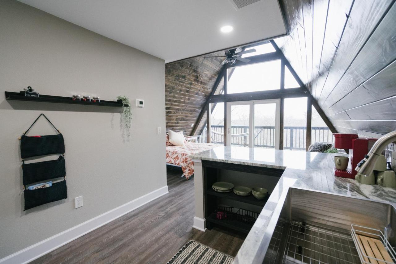 The Maverick: A-Frame W/ Hammock And Tree Top View New Braunfels Esterno foto
