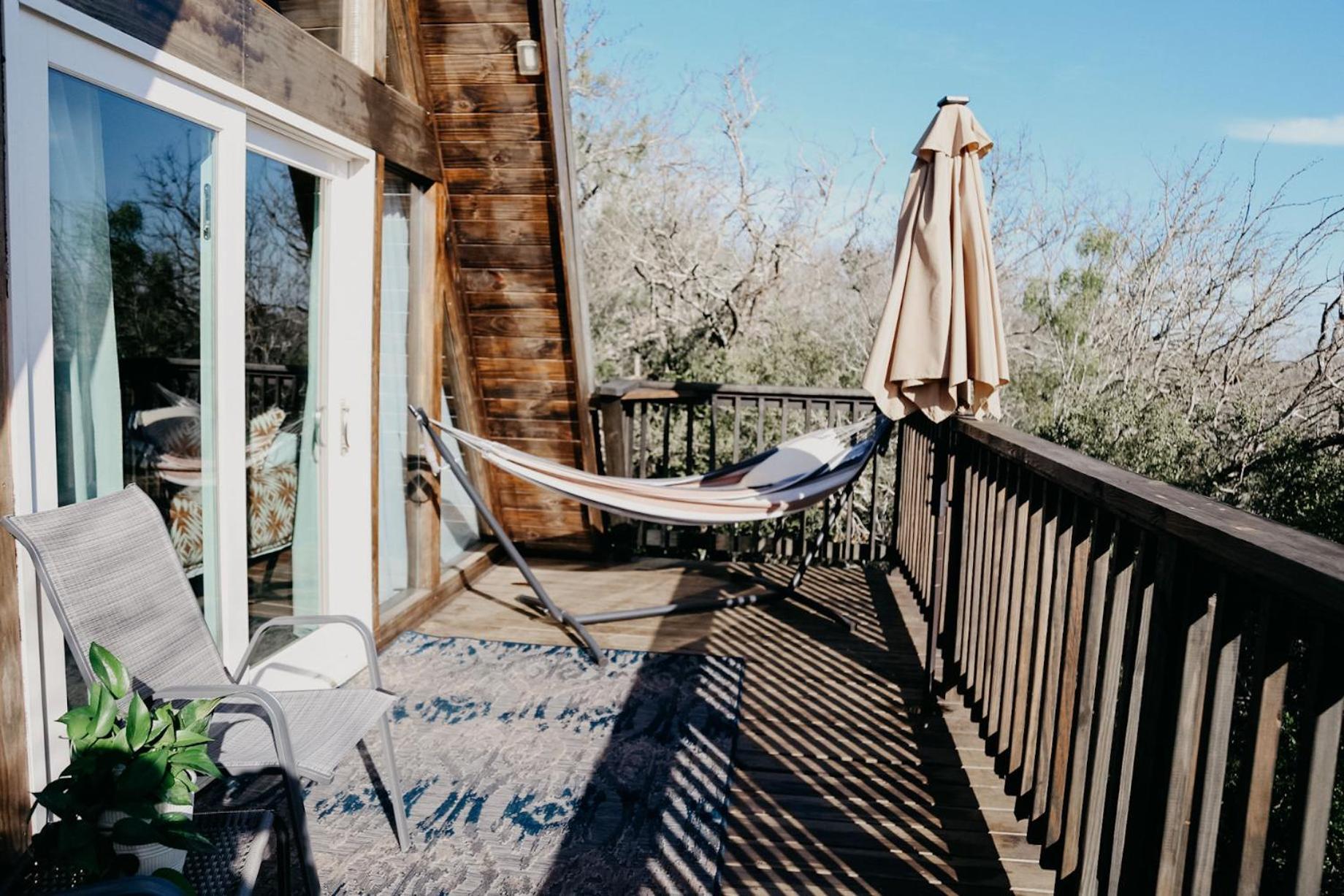 The Maverick: A-Frame W/ Hammock And Tree Top View New Braunfels Esterno foto